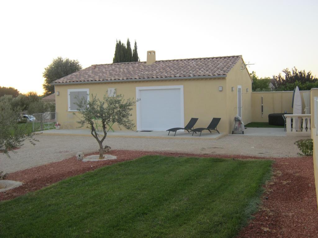 Le Jardin Des Tourterelles Villa Robion en Luberon Exterior foto